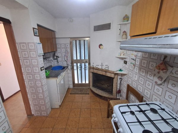 casa indipendente in vendita a Grottazzolina