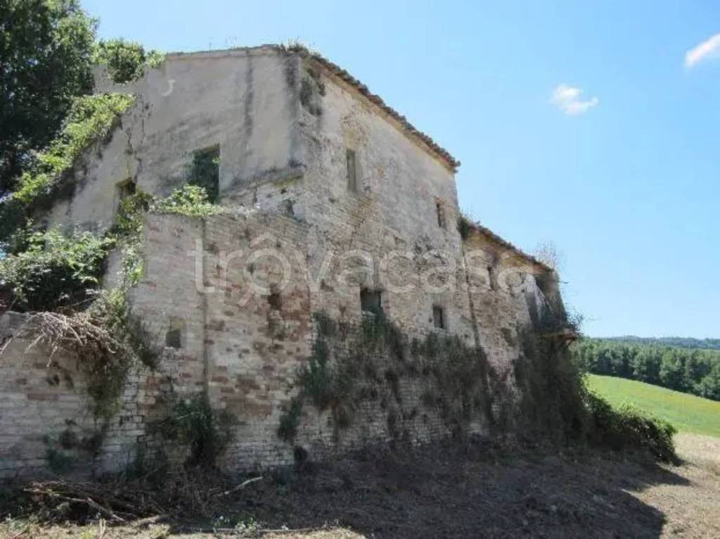 casa indipendente in vendita a Lapedona