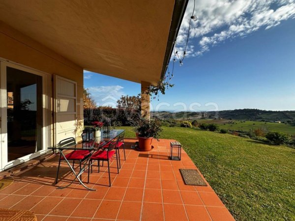 casa indipendente in vendita a Lapedona