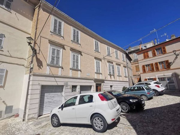 casa indipendente in vendita a Lapedona