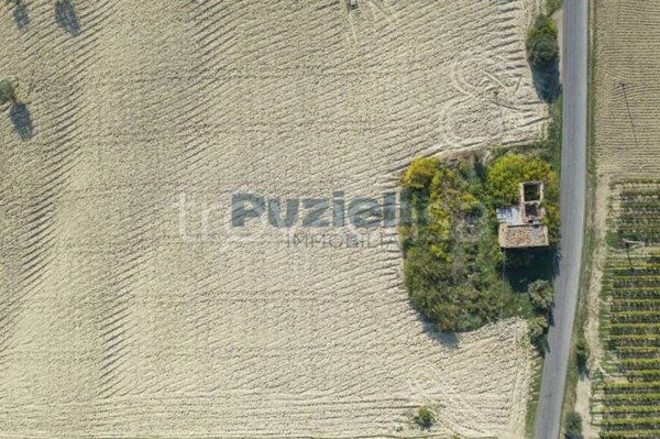 casale in vendita a Lapedona