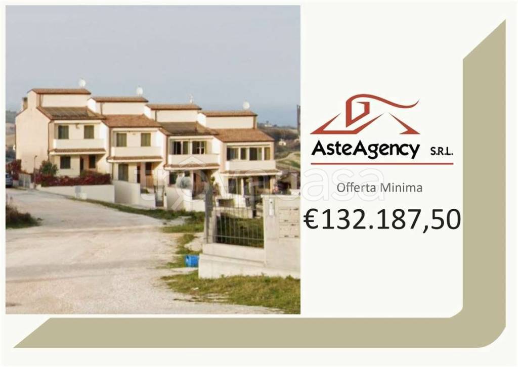 casa indipendente in vendita a Lapedona