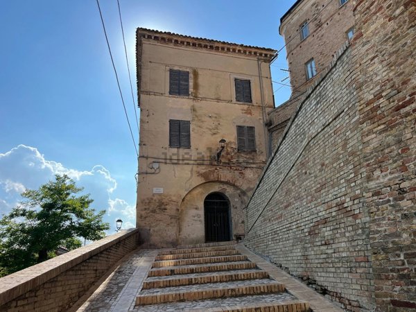 casa indipendente in vendita a Lapedona