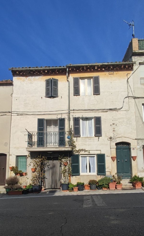 casa indipendente in vendita a Lapedona