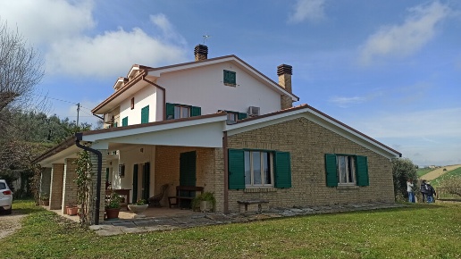 casa indipendente in vendita a Lapedona
