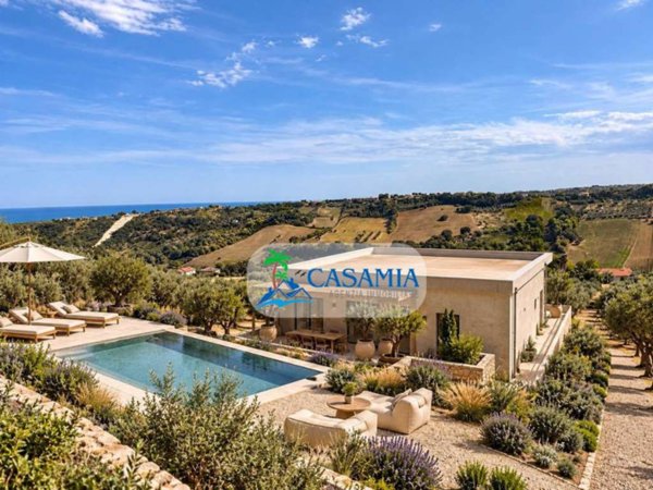 casa indipendente in vendita a Lapedona