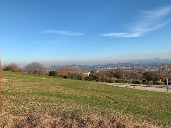 casa indipendente in vendita a Magliano di Tenna