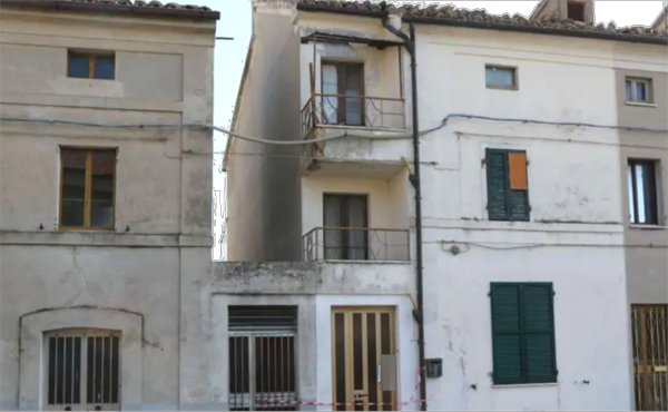 casa indipendente in vendita a Massa Fermana