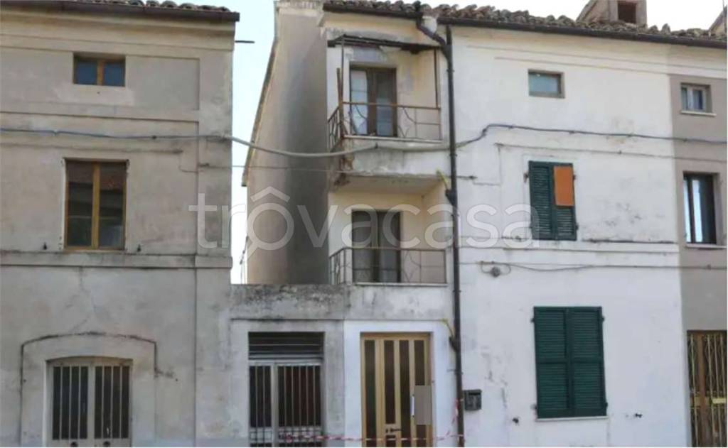 casa indipendente in vendita a Massa Fermana