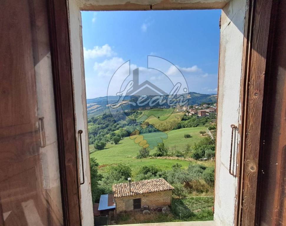 casa indipendente in vendita a Massa Fermana