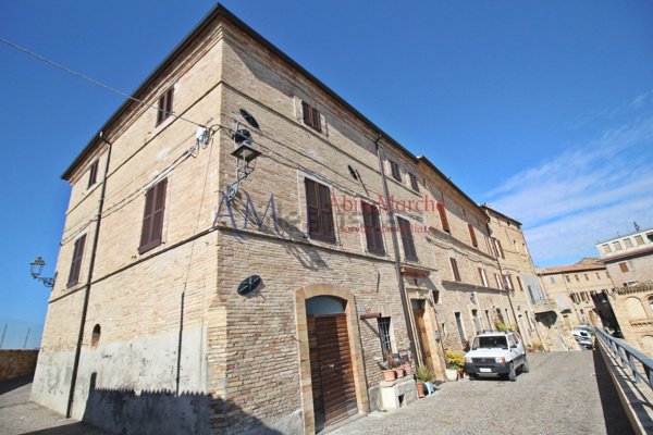 casa indipendente in vendita a Massa Fermana