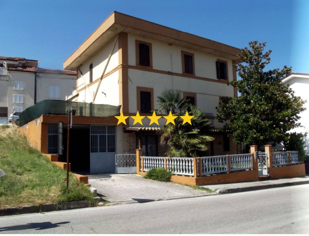 casa indipendente in vendita a Massa Fermana