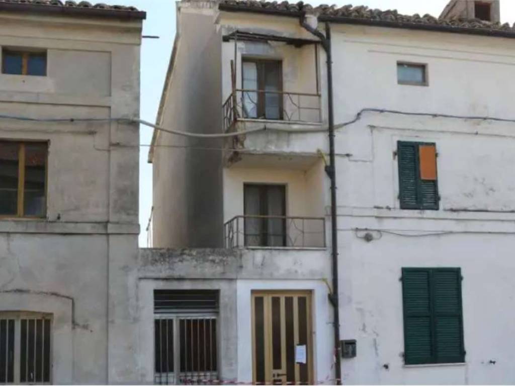 casa indipendente in vendita a Massa Fermana