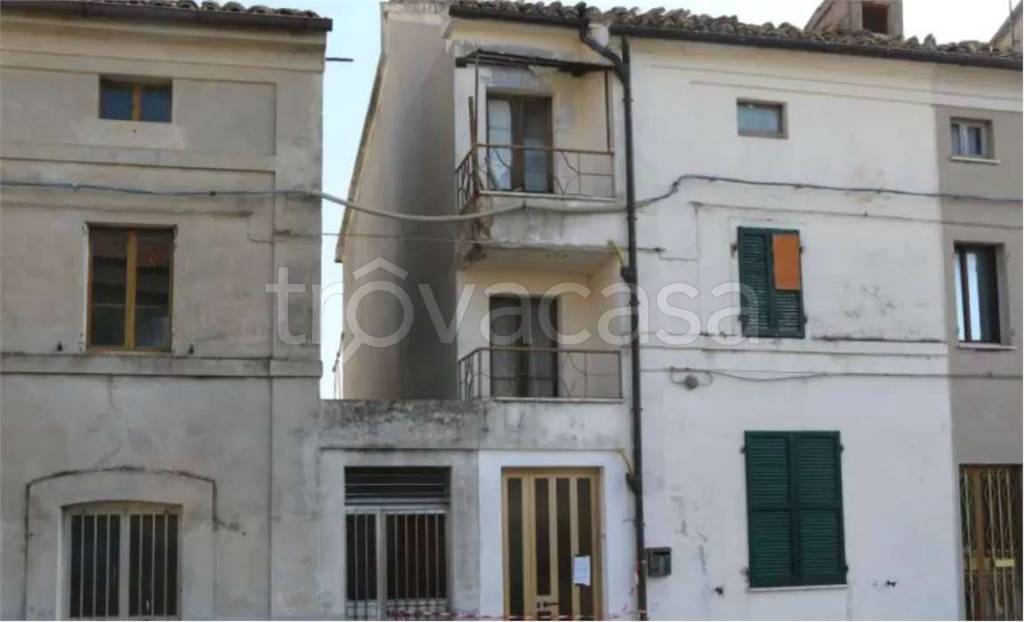 casa indipendente in vendita a Massa Fermana