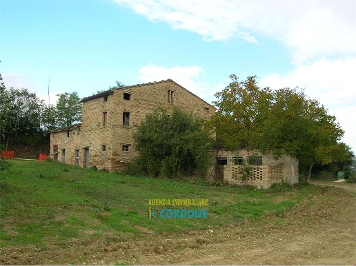 casale in vendita a Massa Fermana