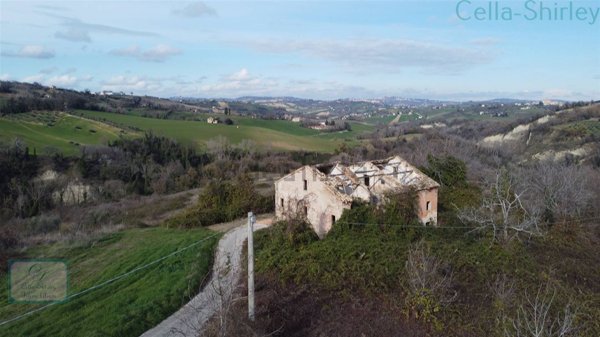 appartamento in vendita a Monsampietro Morico