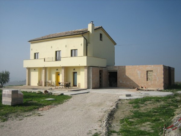 casa indipendente in vendita a Montappone