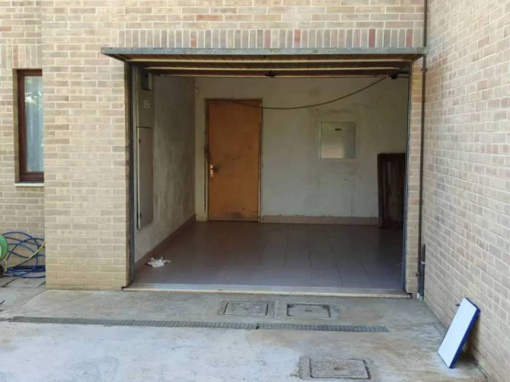 intera palazzina in vendita a Montappone