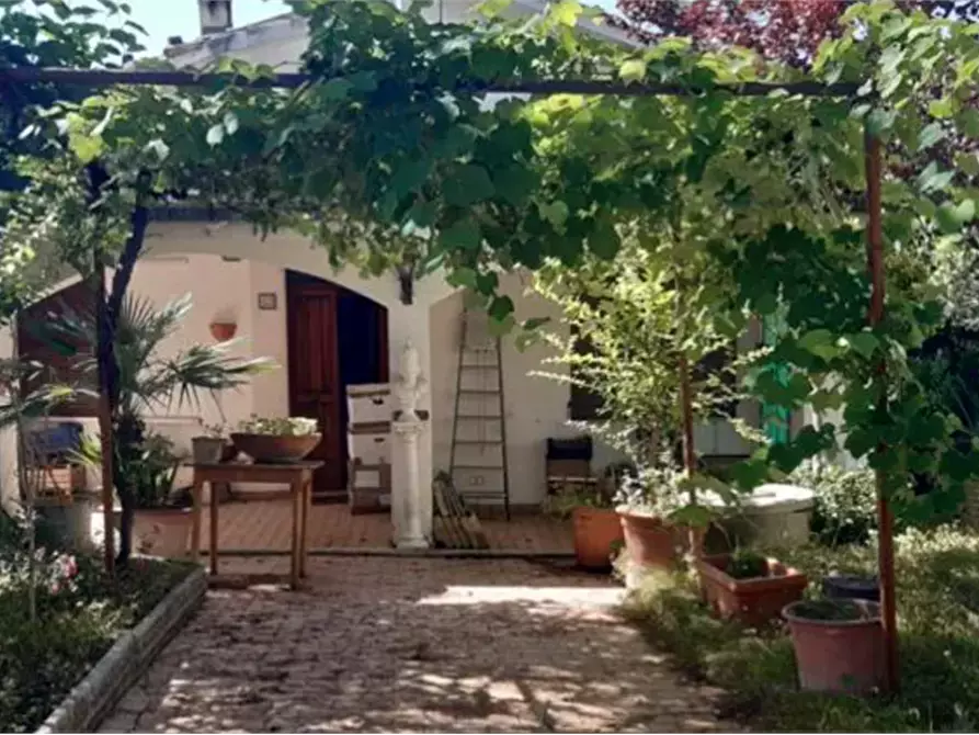 casa indipendente in vendita a Montappone