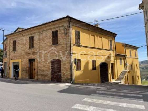 appartamento in vendita a Montappone