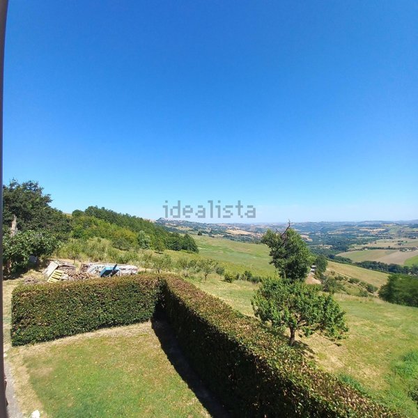 casa indipendente in vendita a Montefalcone Appennino
