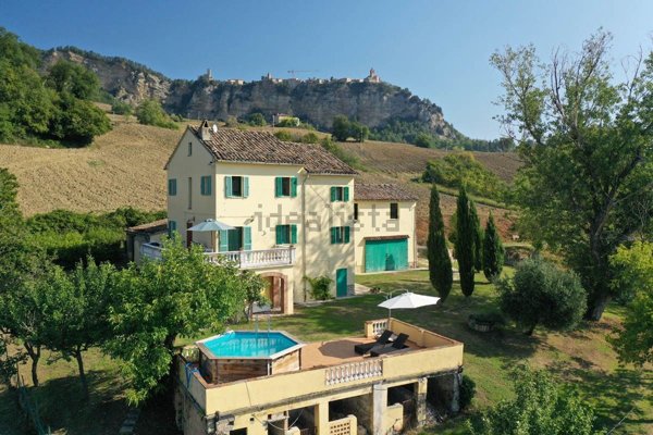casa indipendente in vendita a Montefalcone Appennino