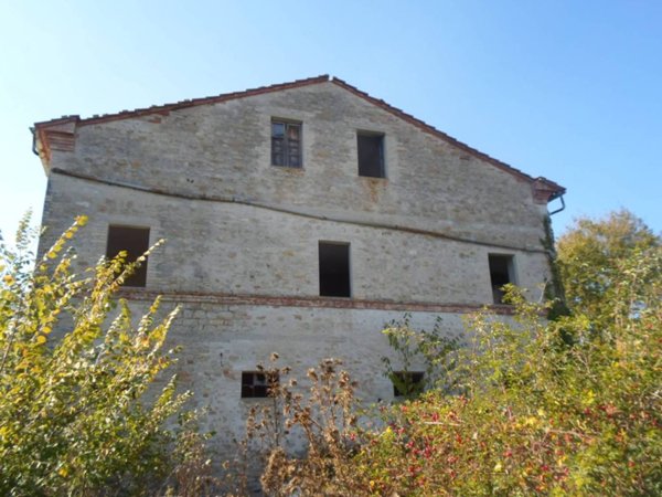 casa indipendente in vendita a Montefalcone Appennino