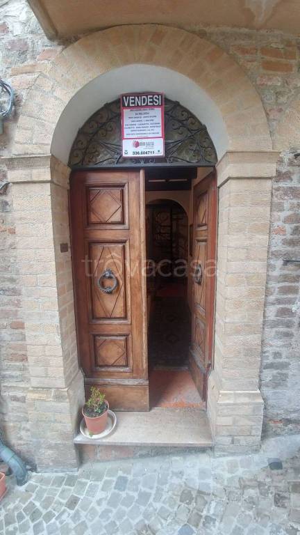 casa indipendente in vendita a Montefortino