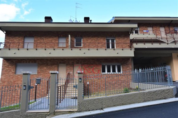 casa indipendente in vendita a Montefortino