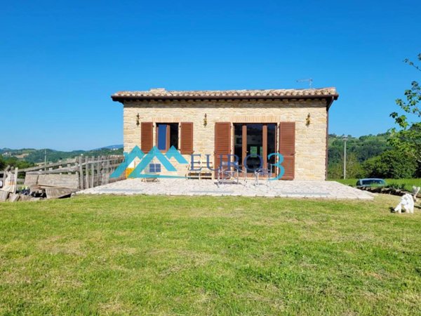 appartamento in vendita a Montefortino