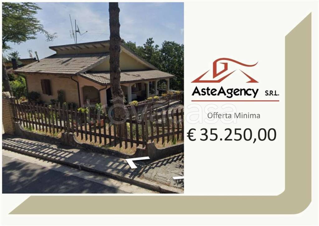 appartamento in vendita a Montefortino in zona Rovitolo