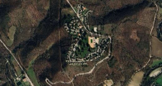 appartamento in vendita a Montefortino in zona Rovitolo