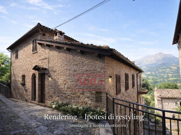 appartamento in vendita a Montefortino in zona Ambro