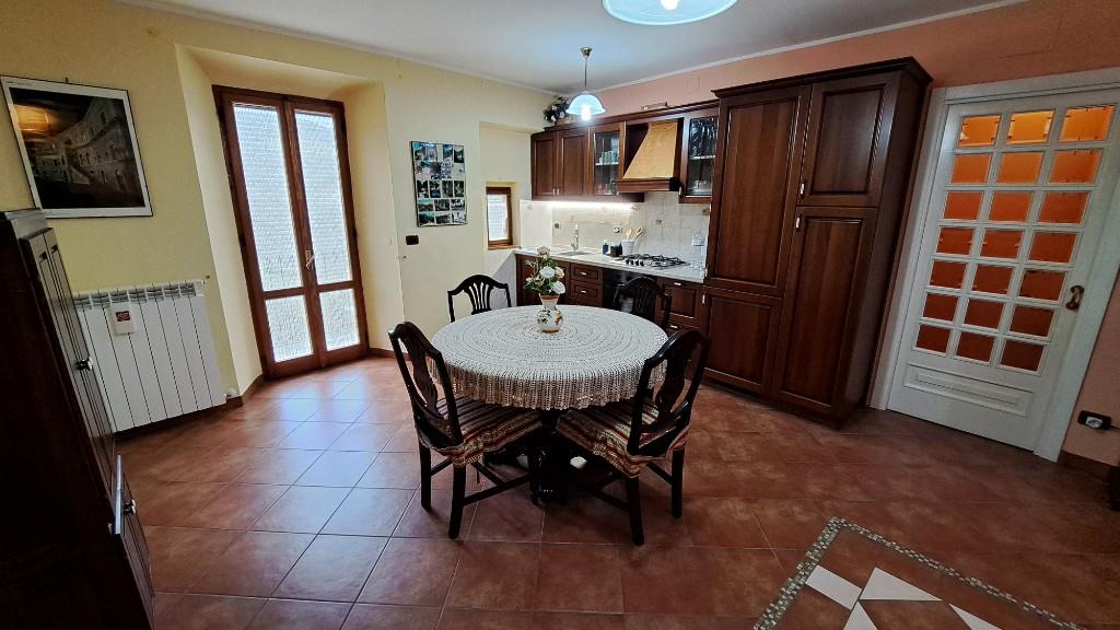 appartamento in vendita a Montefortino