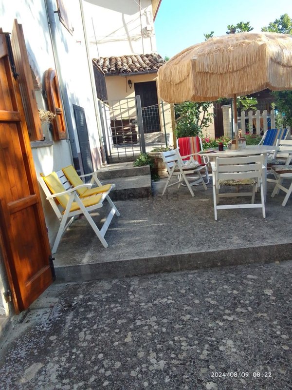 pentavano in vendita a Montefortino in zona Vetice