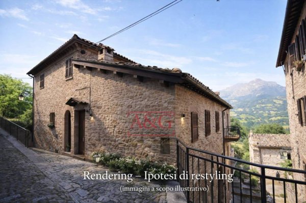 appartamento in vendita a Montefortino in zona Montazzolino