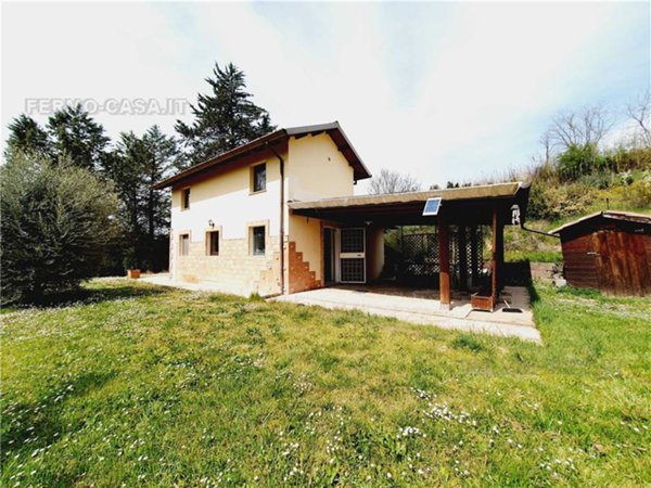 casa indipendente in vendita a Monte Giberto