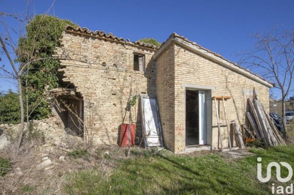 appartamento in vendita a Montegiorgio in zona Cerreto