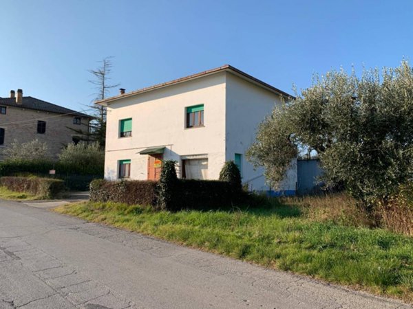 casa indipendente in vendita a Montegiorgio