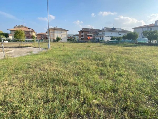 casa indipendente in vendita a Montegiorgio