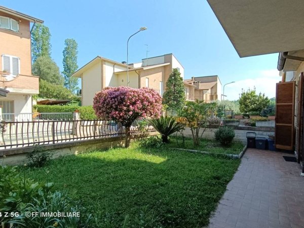 casa indipendente in vendita a Montegiorgio