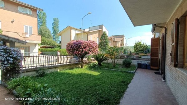 casa indipendente in vendita a Montegiorgio