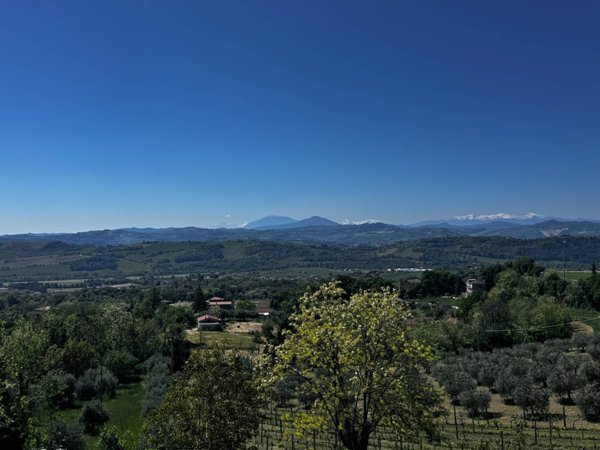 appartamento in vendita a Montegiorgio