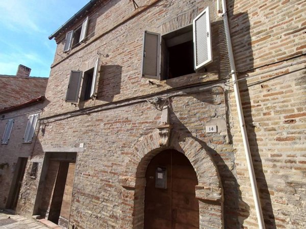 casa indipendente in vendita a Montegiorgio