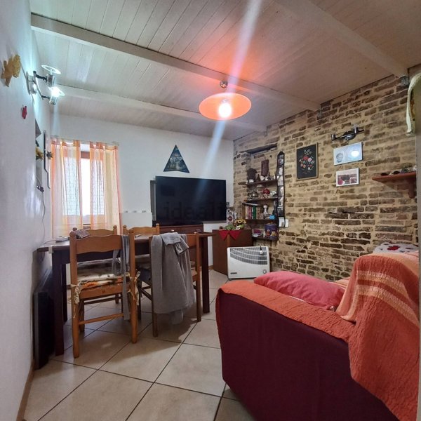 casa semindipendente in vendita a Montegiorgio