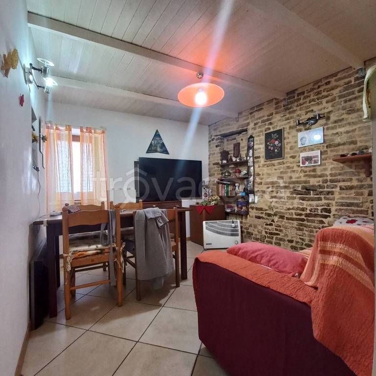 casa indipendente in vendita a Montegiorgio