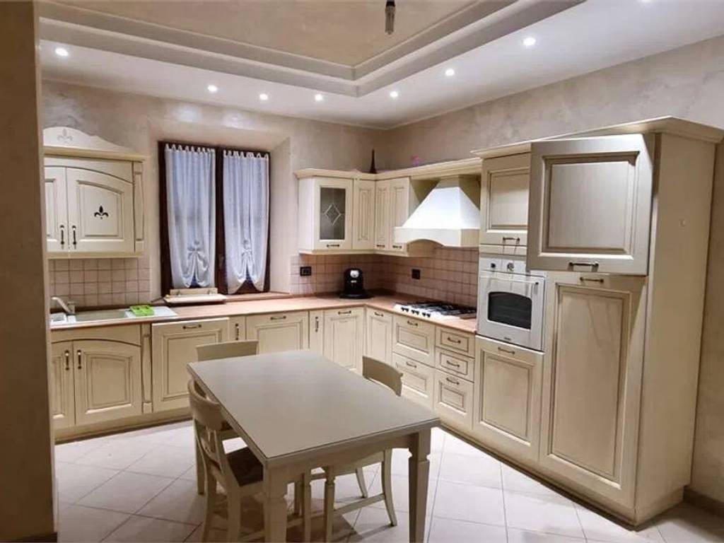 casa indipendente in vendita a Montegiorgio