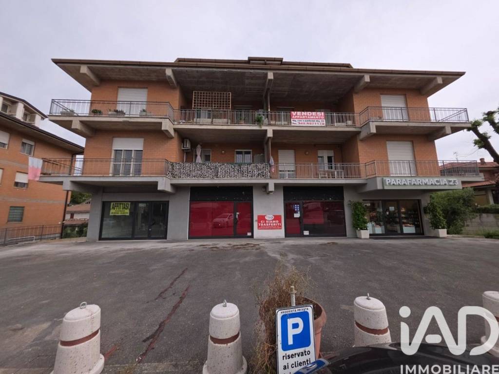 negozio in vendita a Montegiorgio