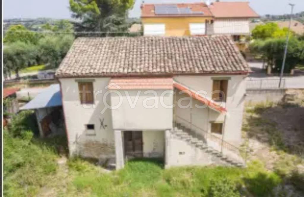 casa indipendente in vendita a Montegiorgio