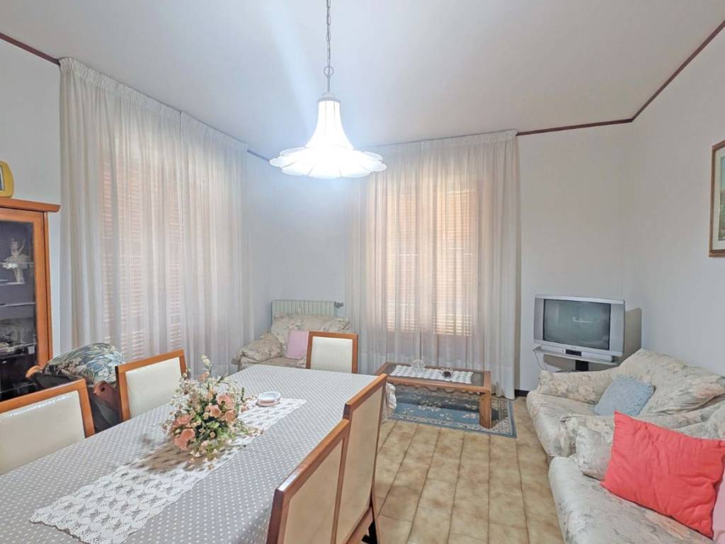 casa indipendente in vendita a Montegiorgio in zona Monte Verde